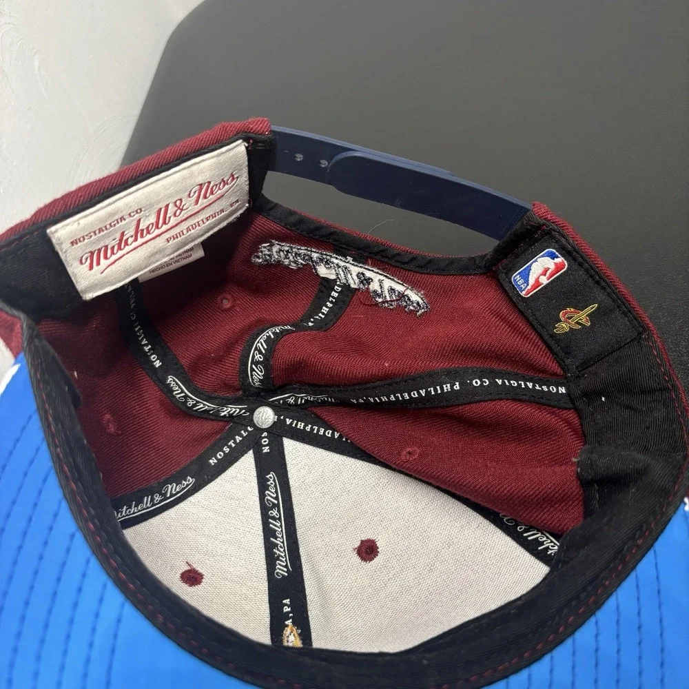 Mitchell & Ness Cleveland Cavaliers Stars‎ Snapback Hat Adjustable Adult NBA